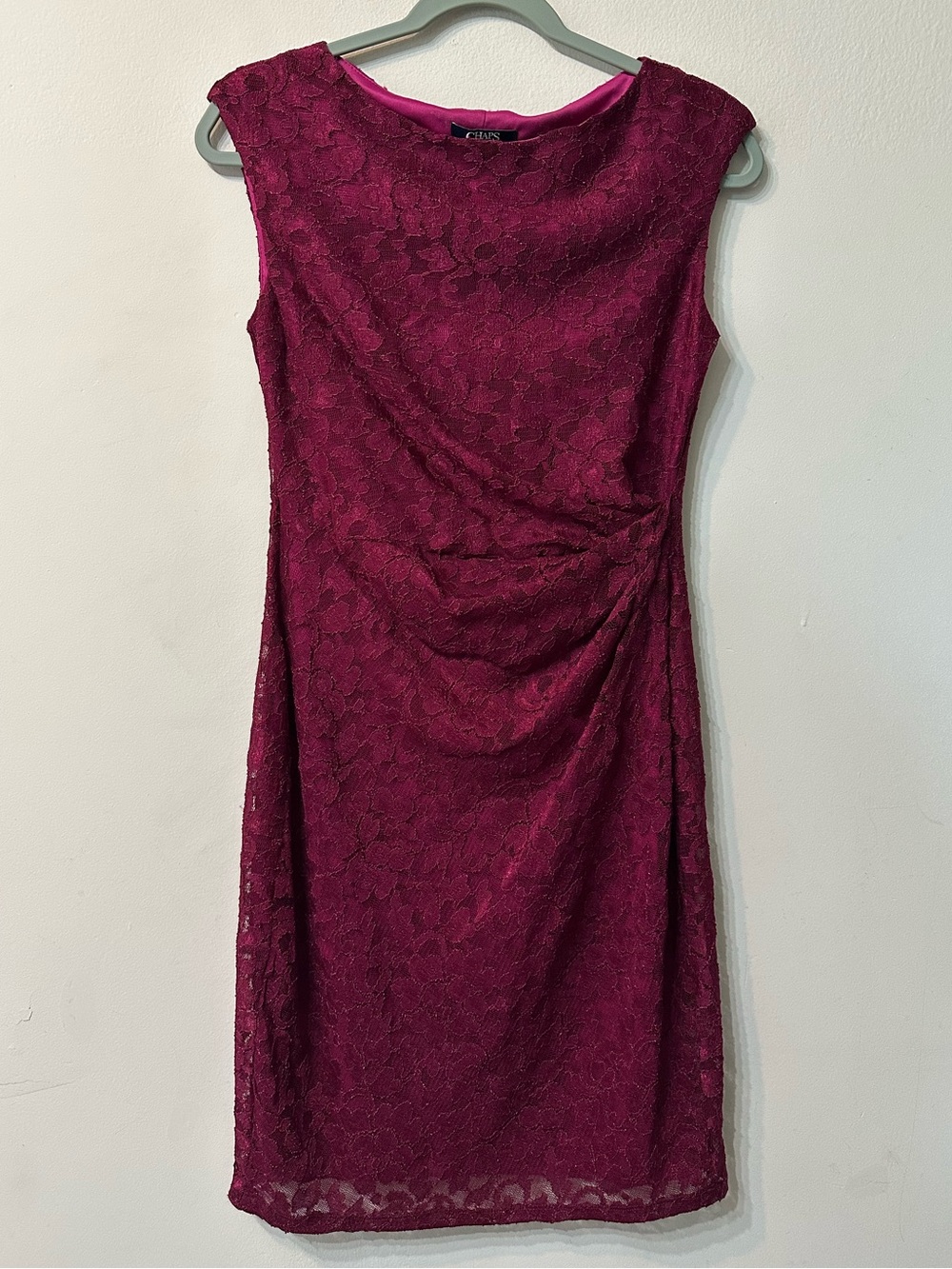 CHAPS Women's Ruched Lace Sheath Dress Size 6 Magenta Burgundy Cocktail Party